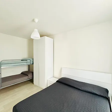 Appartamento Volta - Appena Ristrutturato - 100 Mt Da Piazza Mazzini